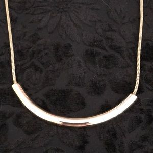 ‼️SALE‼️NWOT Very Sharp Necklace